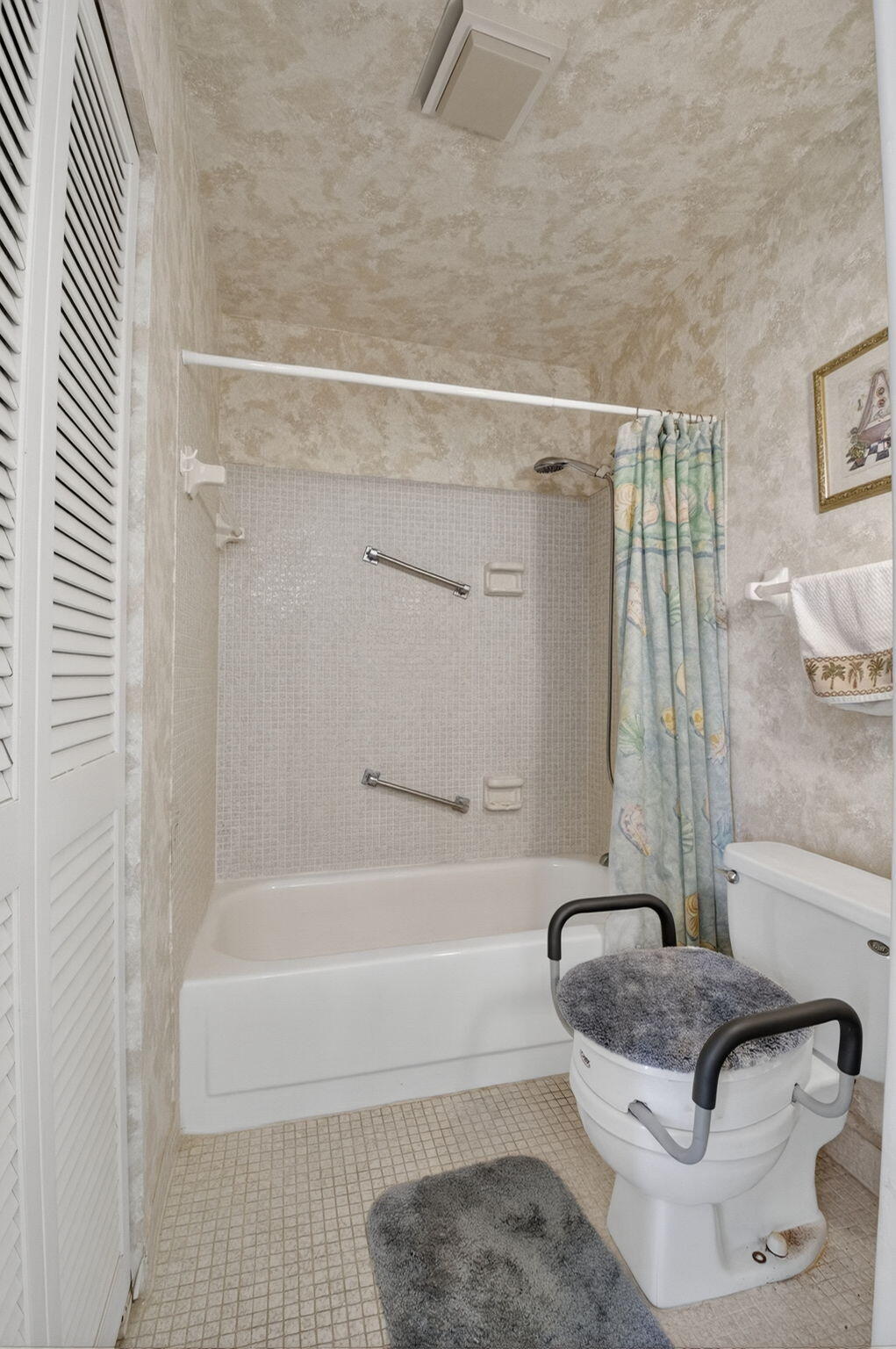 13761 Flora Place, Unit A Delray Beach, FL 33484 - Photo 29 of 55 29-web-or-mls-029_DSC_1981