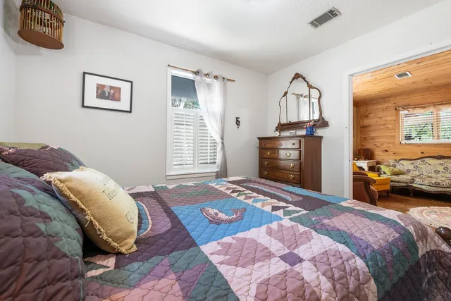 $365,000 | 151 Northeast 838th Street, Old Town, FL 32680