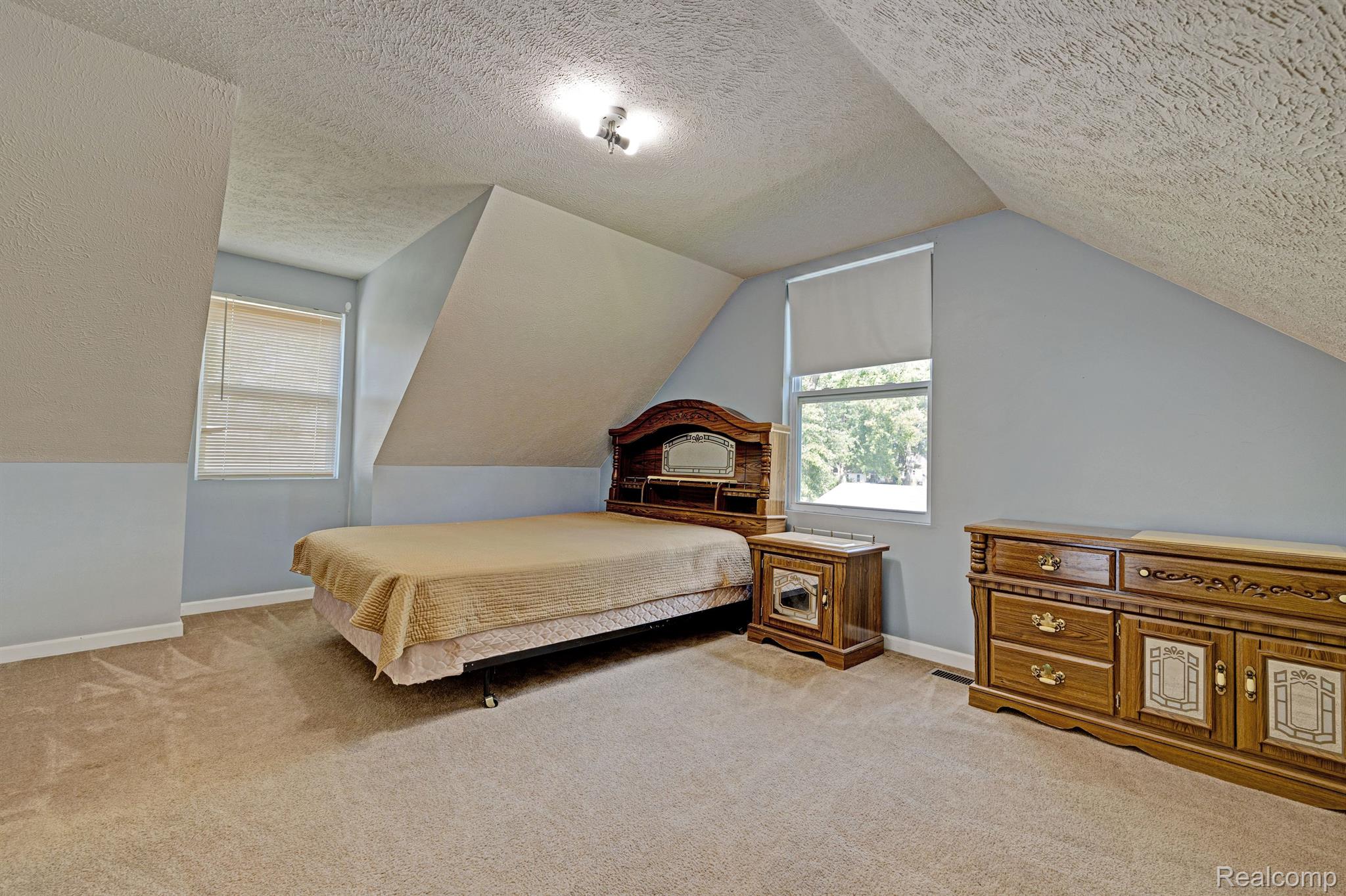 374 4th Pontiac, MI 48340 - Photo 29 of 45 Gallery Image 29