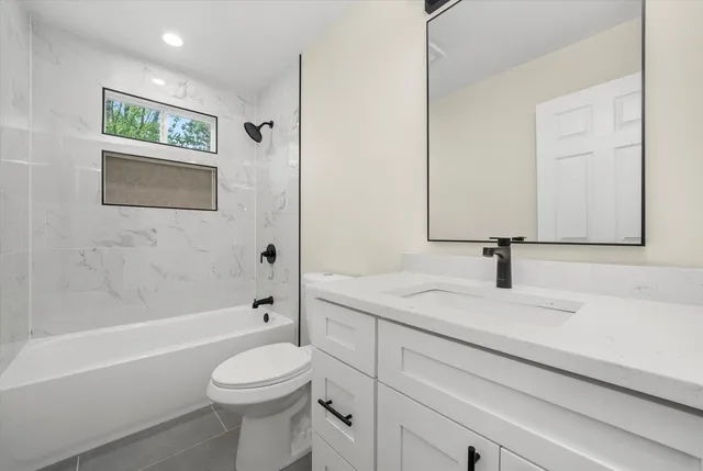 $284,900 | 1605 West Richton Road, Crete, IL 60417