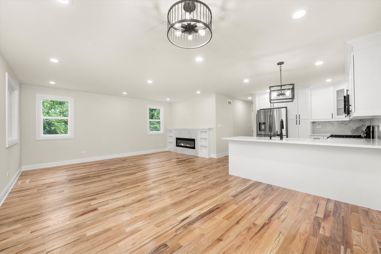 1605 West Richton Road Crete, IL 60417 - Photo 3 of 34