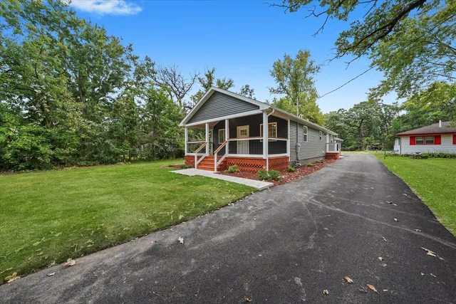 $284,900 | 1605 West Richton Road, Crete, IL 60417