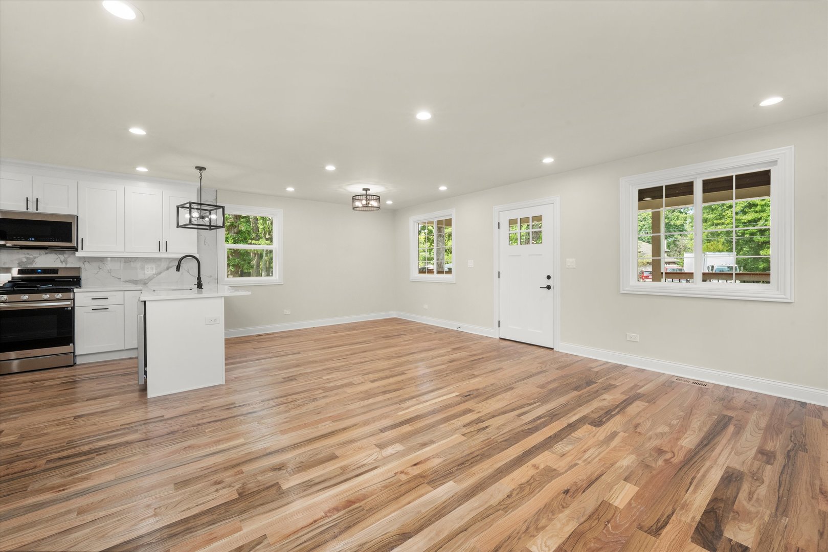 1605 West Richton Road Crete, IL 60417 - Photo 6 of 34