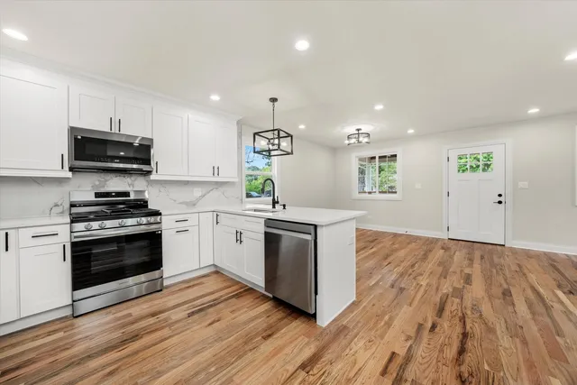 $284,900 | 1605 West Richton Road, Crete, IL 60417