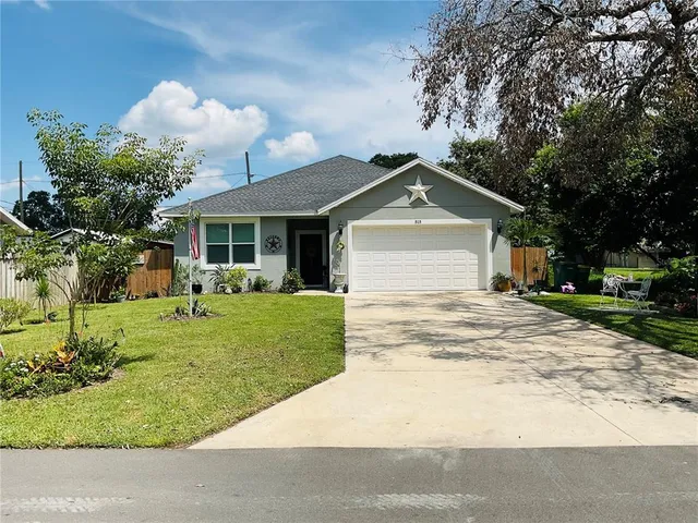 $329,900 | 515 5th Street South, Dundee, FL 33838