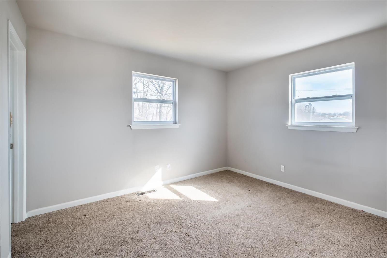7334 Mexico Road St. Peters, MO 63376 - Photo 11 of 26