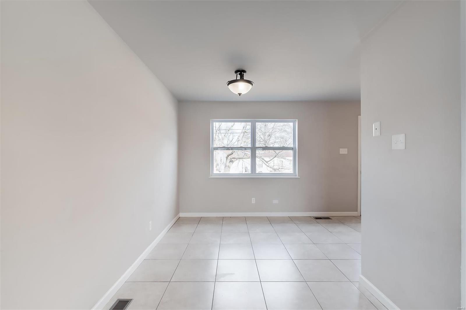 7334 Mexico Road St. Peters, MO 63376 - Photo 7 of 26