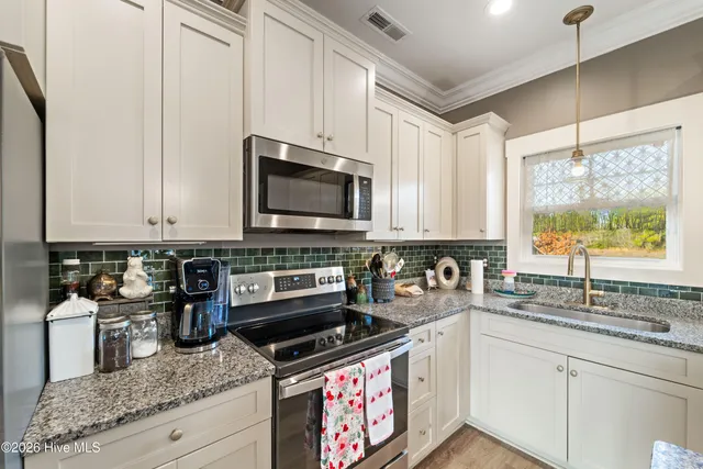 $355,000 | 428 Elgin Road, Hubert, NC 28539