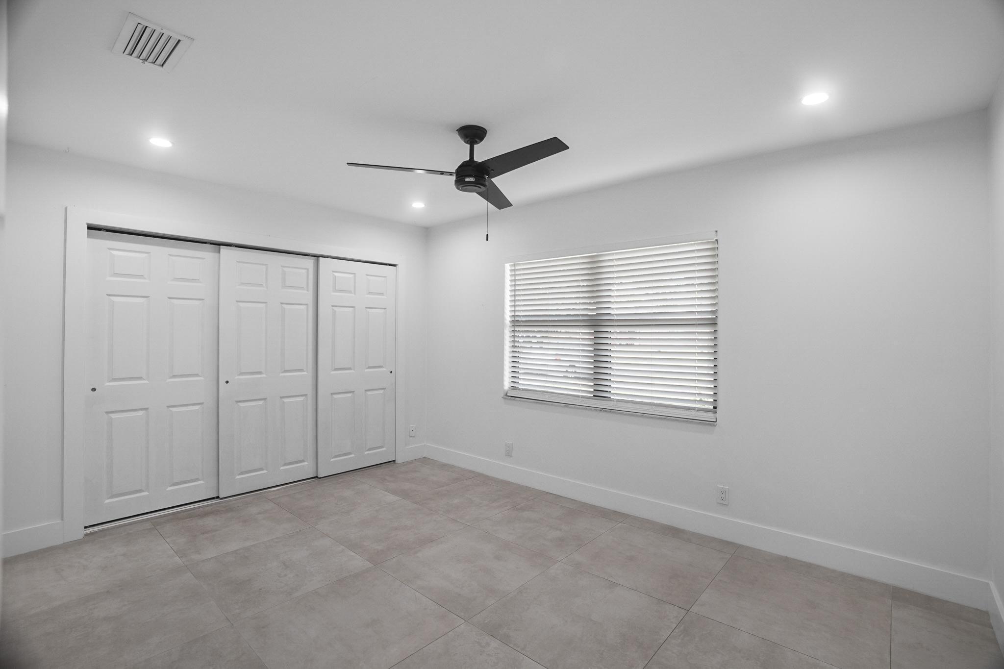 9490 Richmond Circle Boca Raton, FL 33434 - Photo 14 of 22 9490 RICHMOND CIRCLE