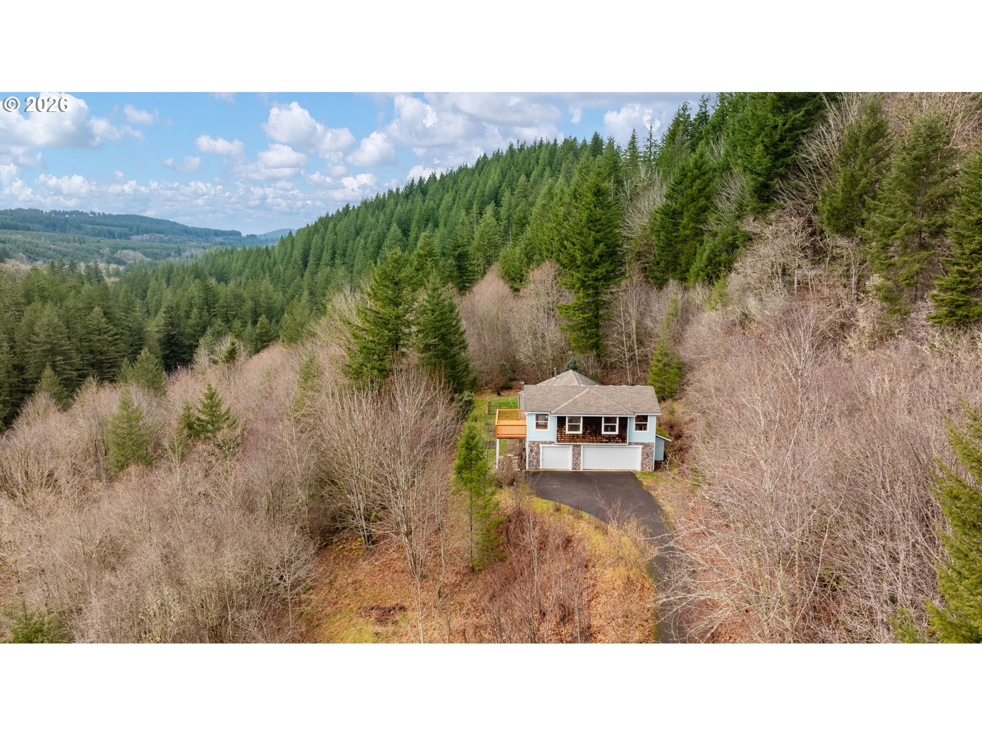 38220 Northeast Sunset Falls Road Yacolt, WA 98675 - Photo 33 of 40 a black and white photo of a lake