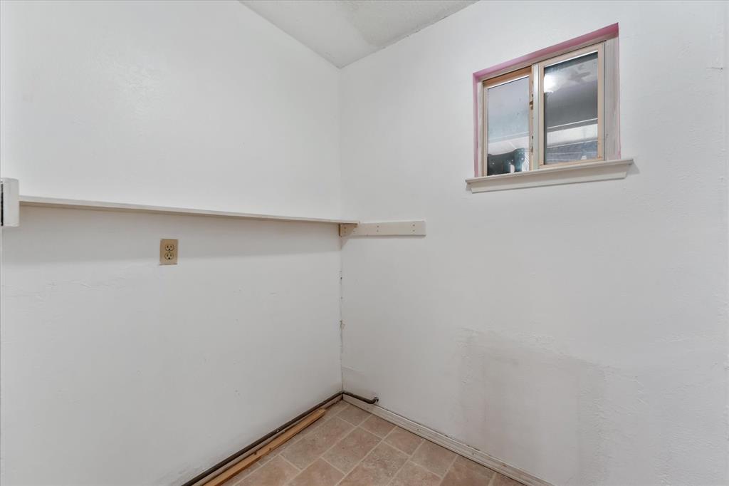 4014 West Rochelle Road Irving, TX 75062 - Photo 8 of 19