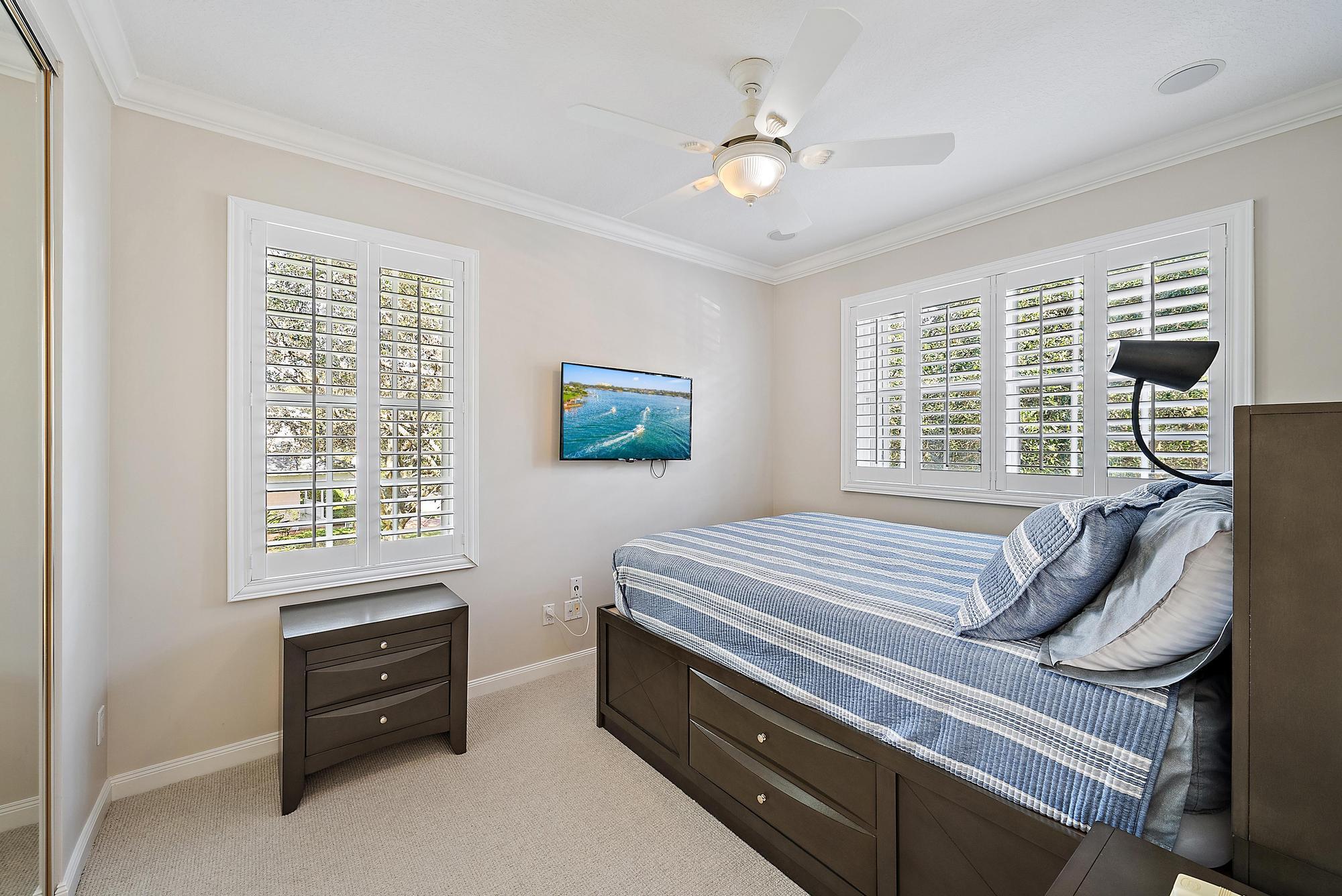 206 Barbados Drive Jupiter, FL 33458 - Photo 18 of 43 Bedroom 3