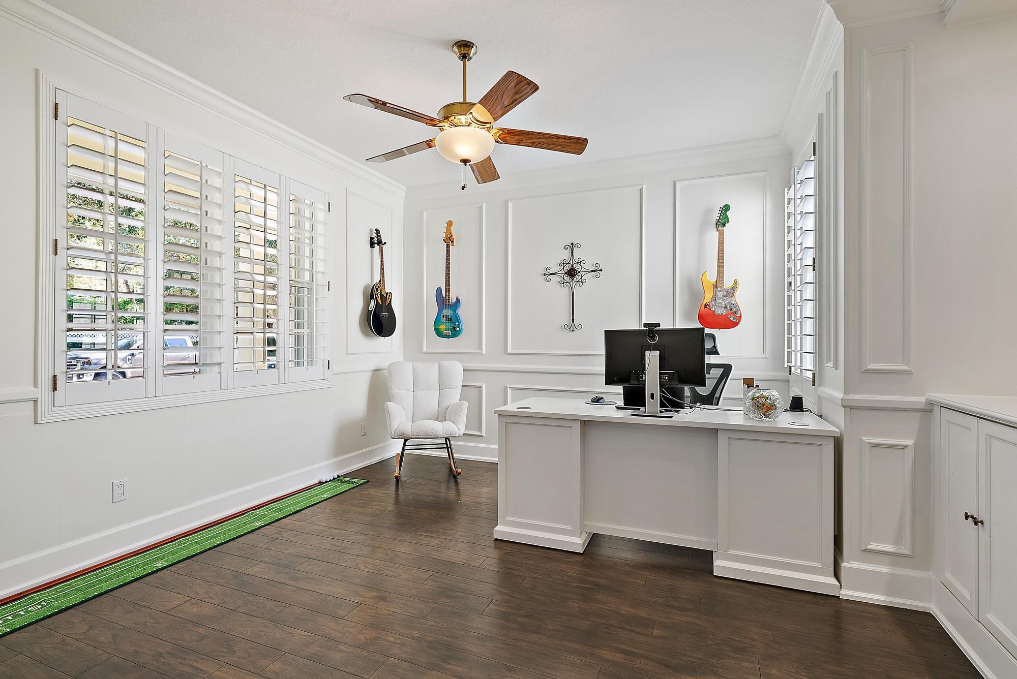 206 Barbados Drive Jupiter, FL 33458 - Photo 23 of 43 Den/Office