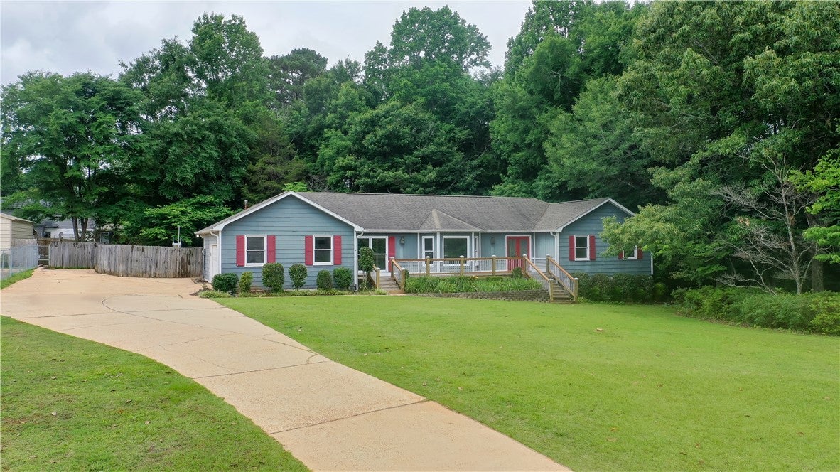 1812 Oak Bowery Road Opelika, AL 36801 - Photo 2 of 32 Gallery Image 2
