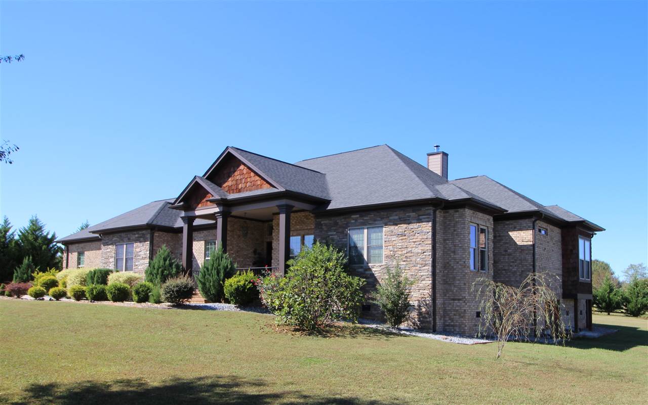 620 State Rd S-42-904 Inman, SC 29349 - Photo 1 of 36