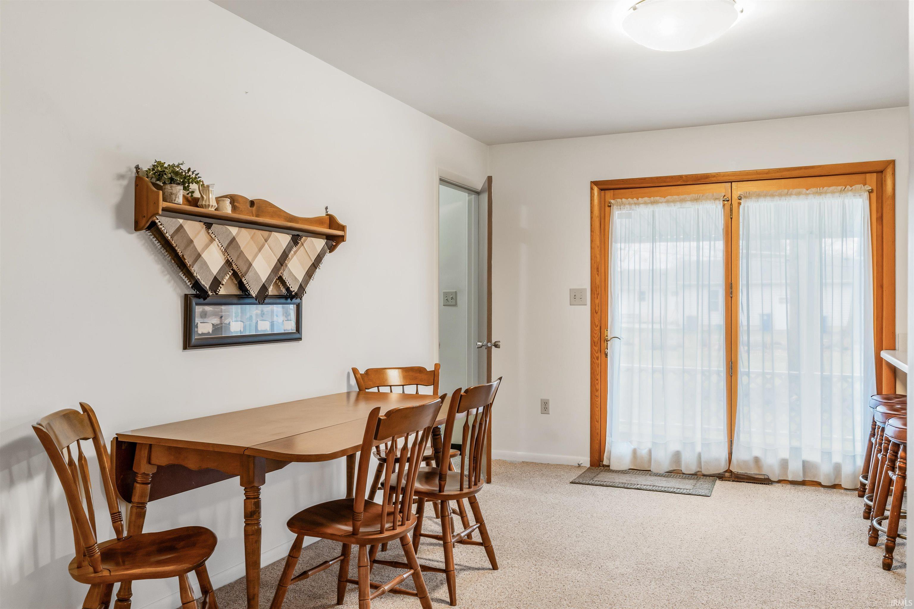11718 Hand Road Fort Wayne, IN 46818 - Photo 7 of 29