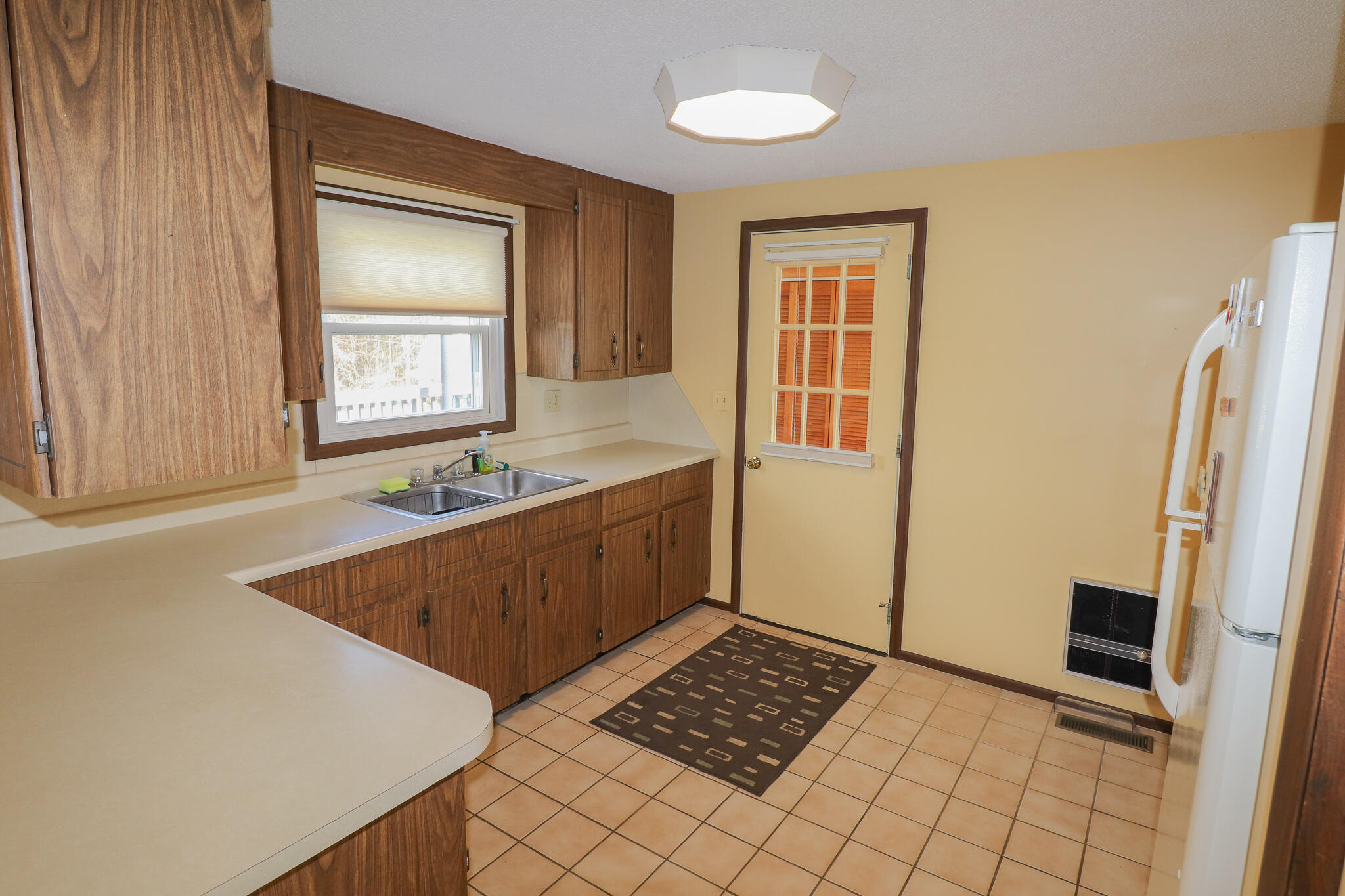 149 Gammon Road Peru, ME 04290 - Photo 6 of 43 IMG_0378