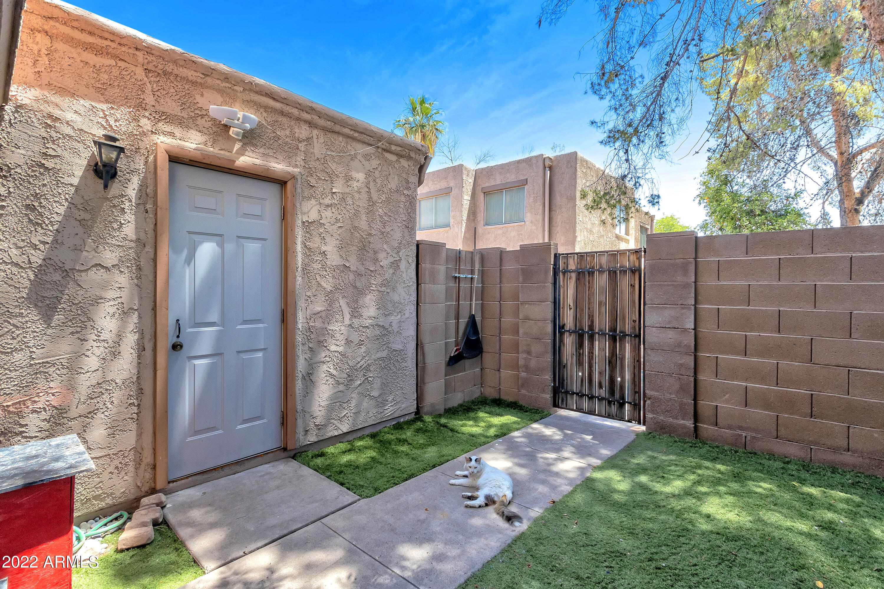 600 South Dobson Road, Unit 100 Mesa, AZ 85202 - Photo 15 of 18 Great Outdoor Living