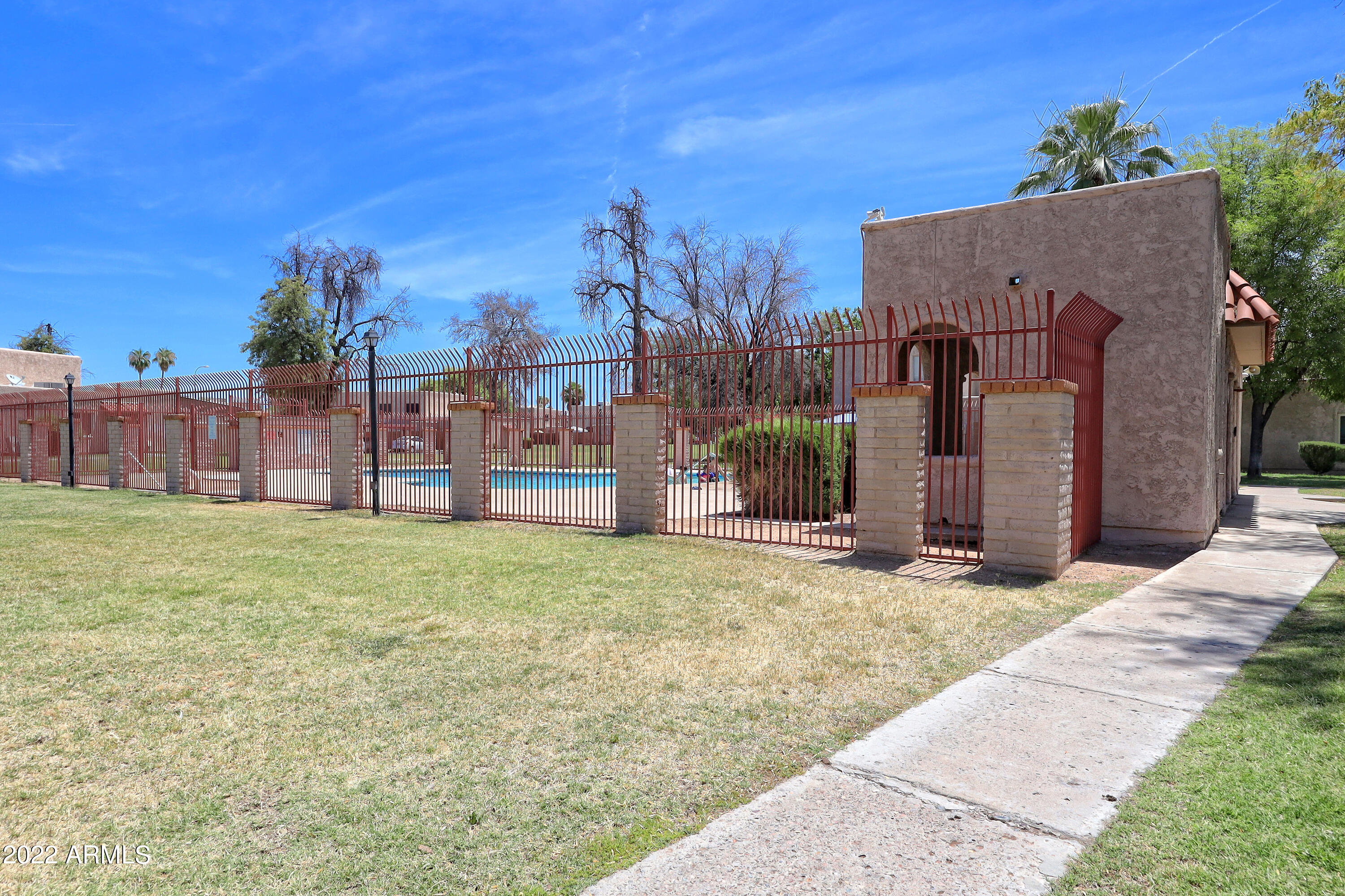 600 South Dobson Road, Unit 100 Mesa, AZ 85202 - Photo 16 of 18 Community Pool