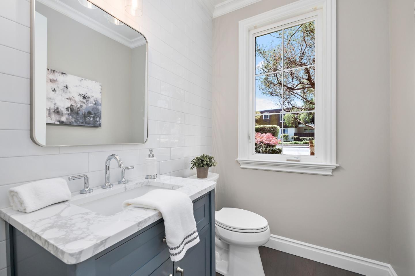 151 Giffin Road Los Altos, CA 94022 - Photo 7 of 44 a bathroom with a sink and a toilet