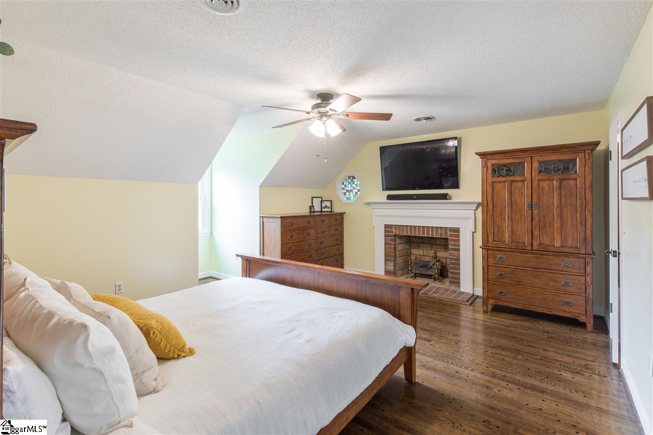107 Roberts Farm Road Simpsonville, SC 29681 - Photo 13 of 27 Gallery Image 13