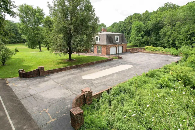 $450,000 | 1730 Orchard Road, Evansville, IN 47720