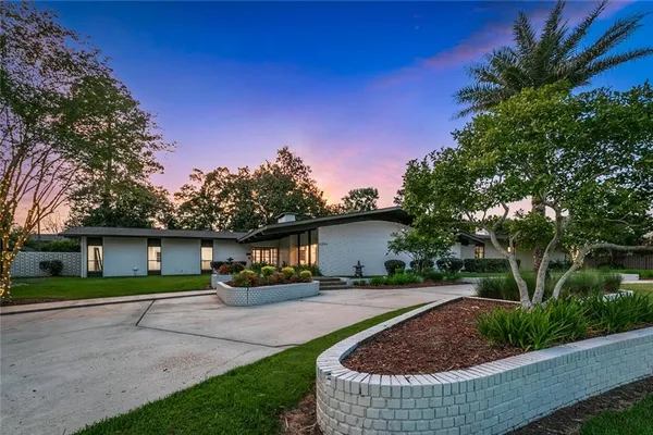 $1,280,000 | 1201 North General Pershing Street, Hammond, LA 70401