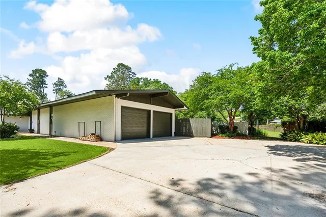 $1,280,000 | 1201 North General Pershing Street, Hammond, LA 70401
