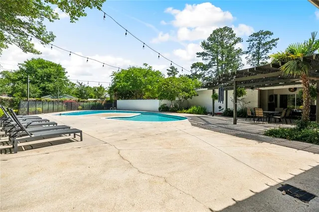 $1,280,000 | 1201 North General Pershing Street, Hammond, LA 70401