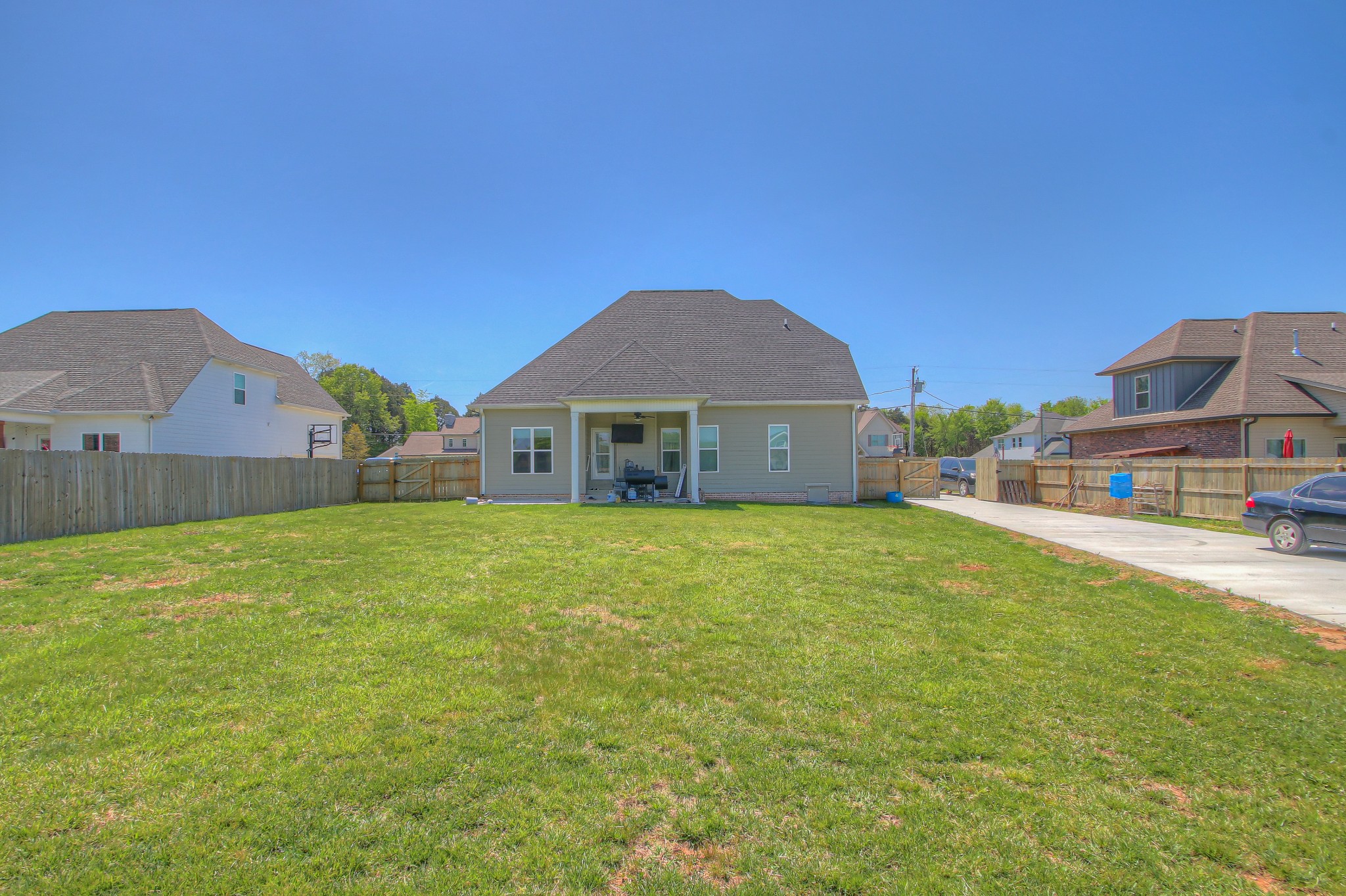 121 Flat Woods Road Lebanon, TN 37090 - Photo 32 of 39 a front view of a house with a garden
