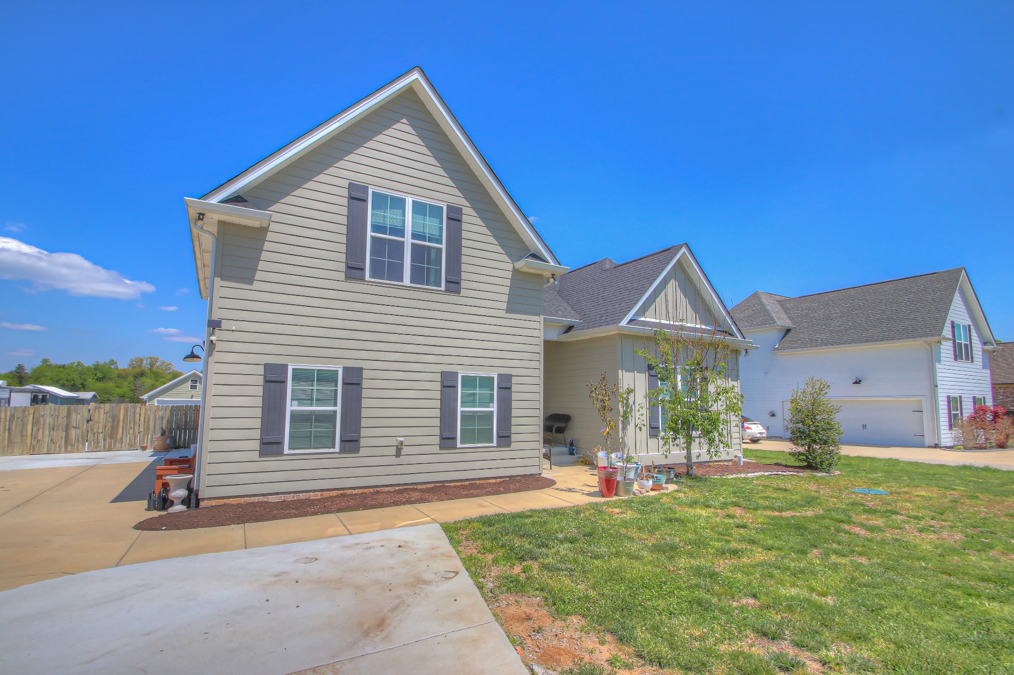 121 Flat Woods Road Lebanon, TN 37090 - Photo 39 of 39 a front view of a house with a yard