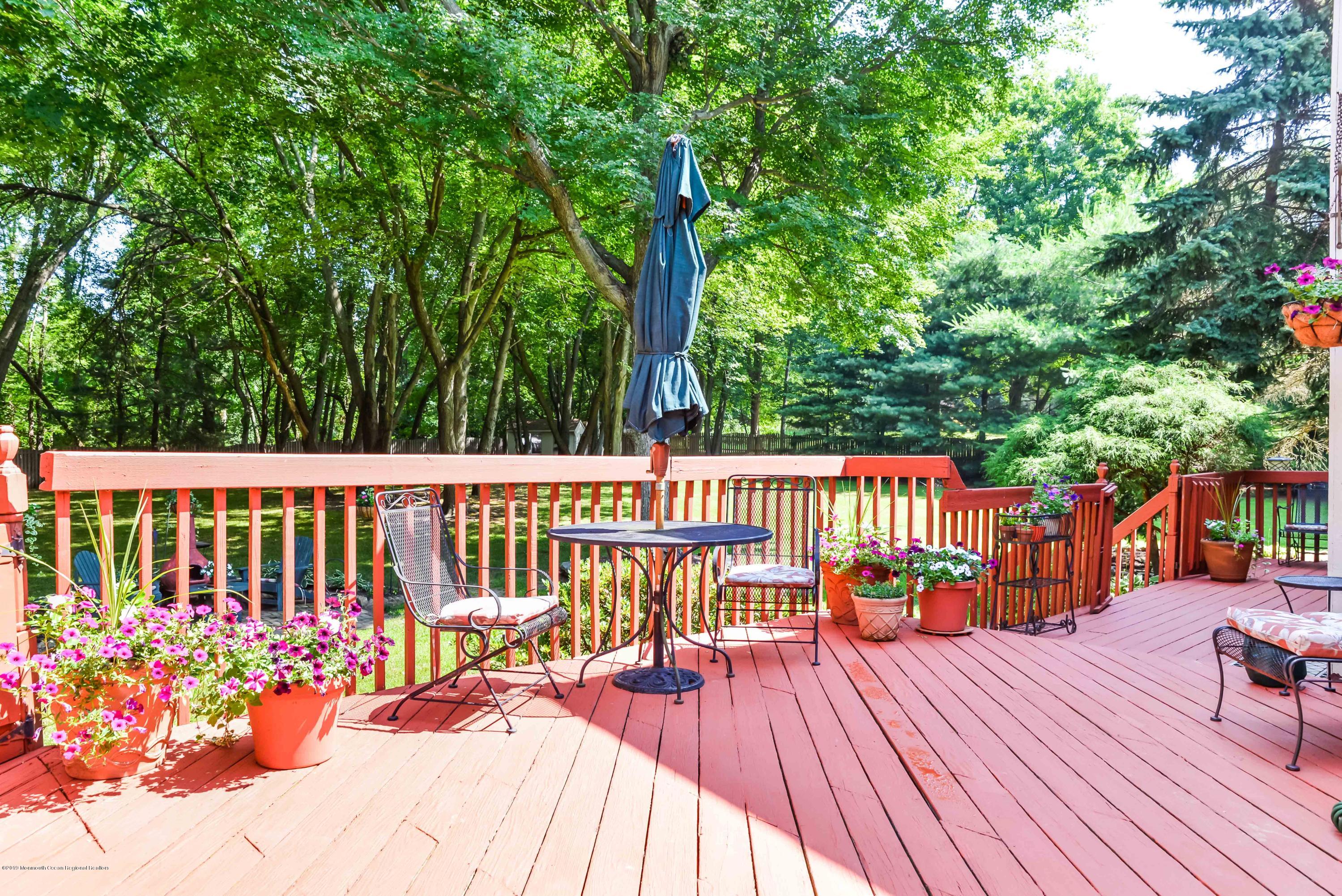 66 Crow Hill Road Freehold, NJ 07728 - Photo 34 of 40 66 crow deck