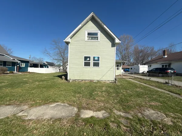 $70,000 | 1322 South E Street, Elwood, IN 46036