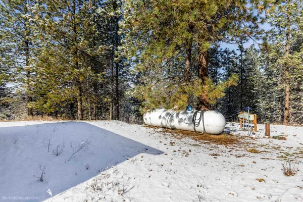 $679,900 | 5301 East Eloika Road, Elk, WA 99009