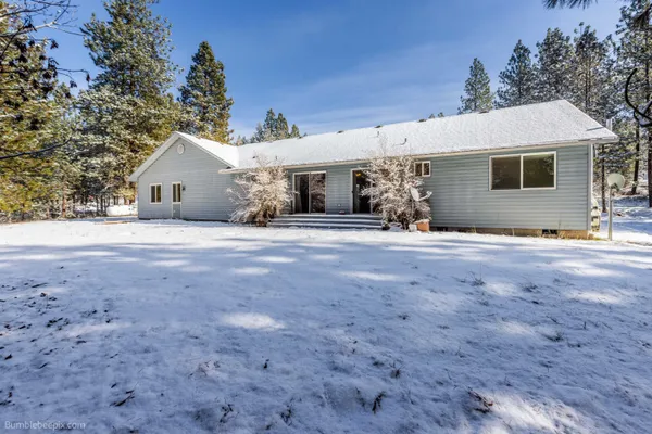 $679,900 | 5301 East Eloika Road, Elk, WA 99009