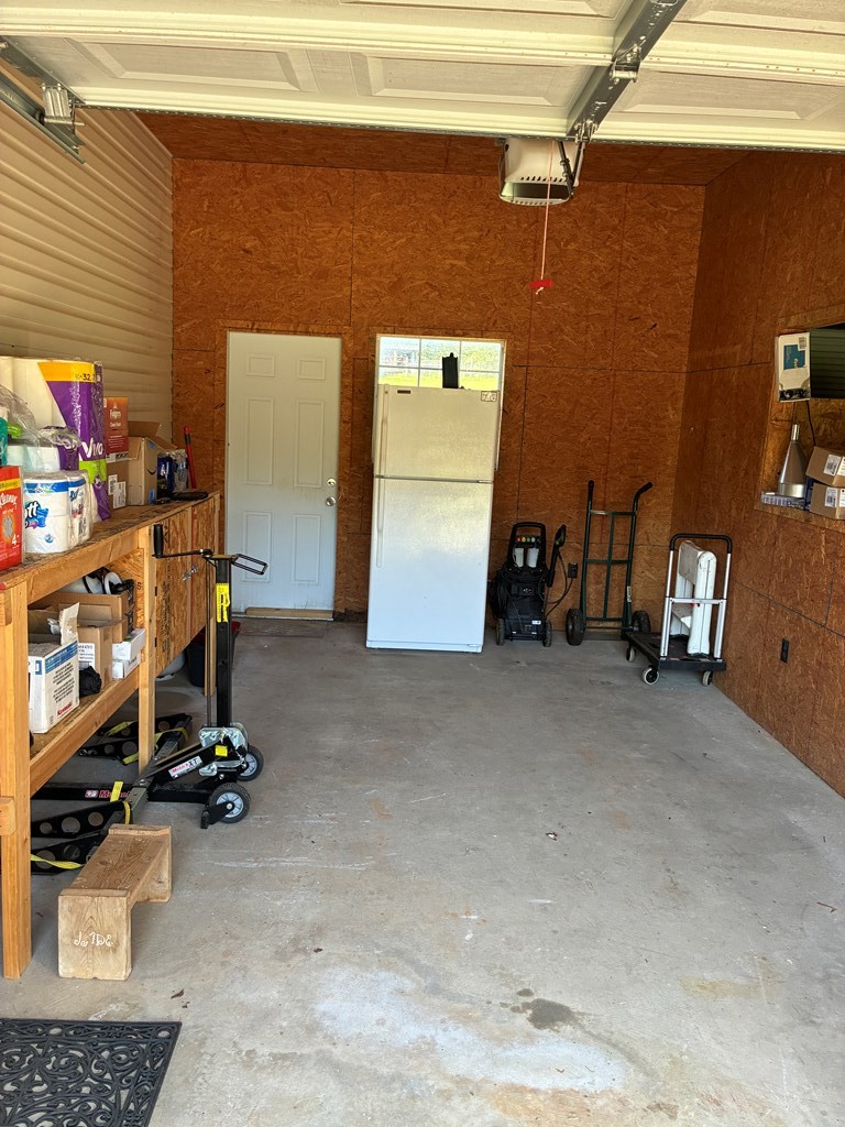 1602 County Road 50 Abbeville, AL 36310 - Photo 35 of 61 1st garage stall