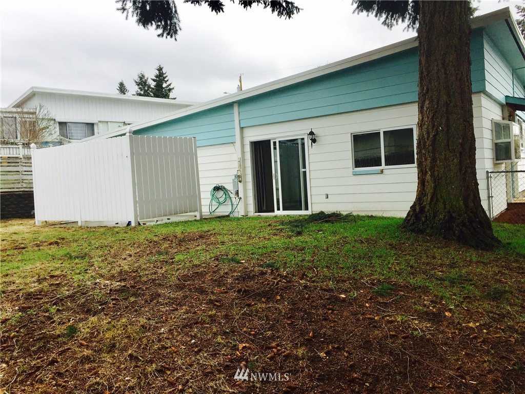 2510 Northeast 6th Place Renton, WA 98056 - Photo 10 of 11