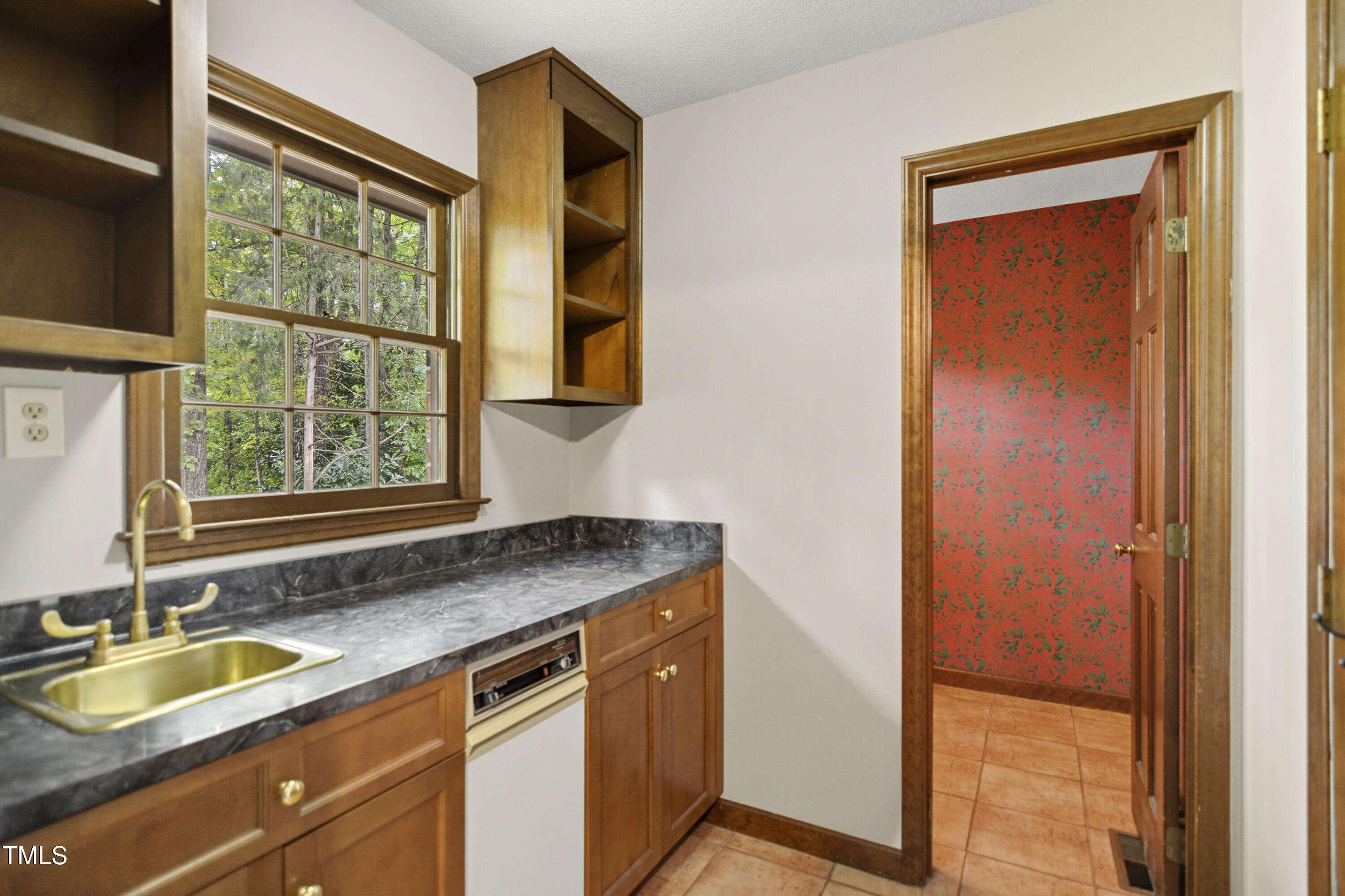 1324 Wagram Court Raleigh, NC 27615 - Photo 12 of 30 07