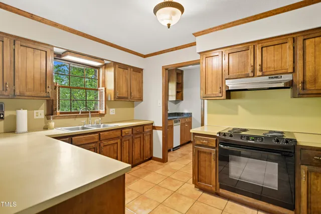 $749,900 | 1324 Wagram Court, Raleigh, NC 27615