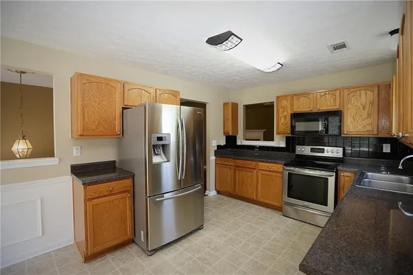 $1,900 | 1435 Stephens Pond View, Loganville, GA 30052