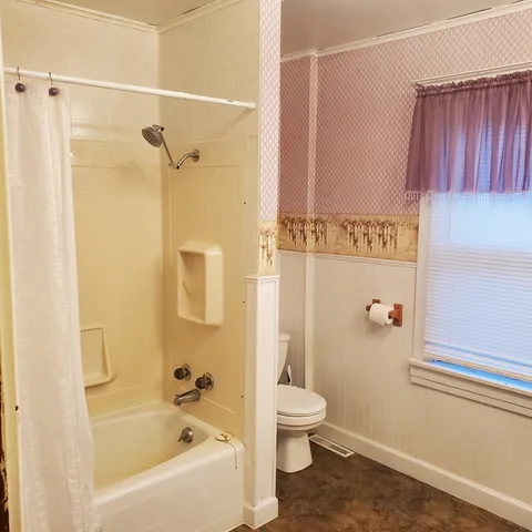 $55,000 | 130 South 5th Street, Sheldon, IL 60966