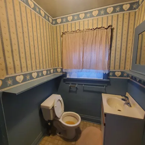 $55,000 | 130 South 5th Street, Sheldon, IL 60966