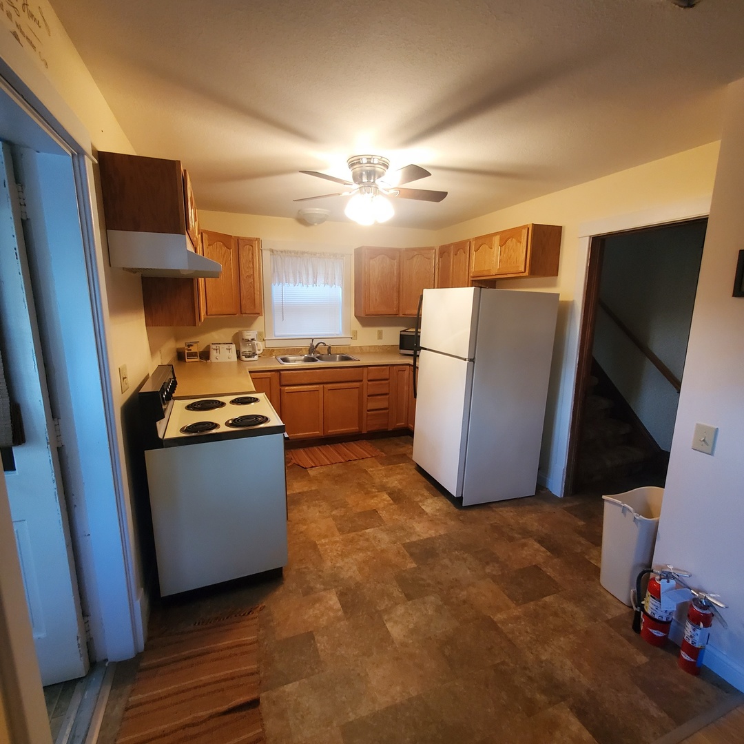 130 South 5th Street Sheldon, IL 60966 - Photo 7 of 28