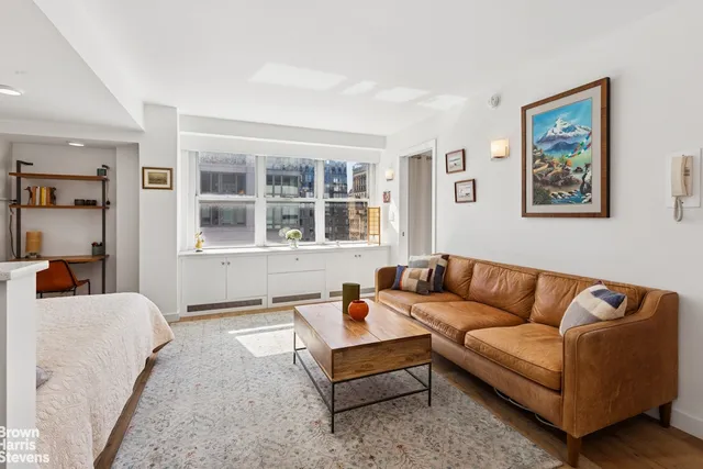 $480,000 | 330 3rd Avenue, Unit 19G | Kips Bay