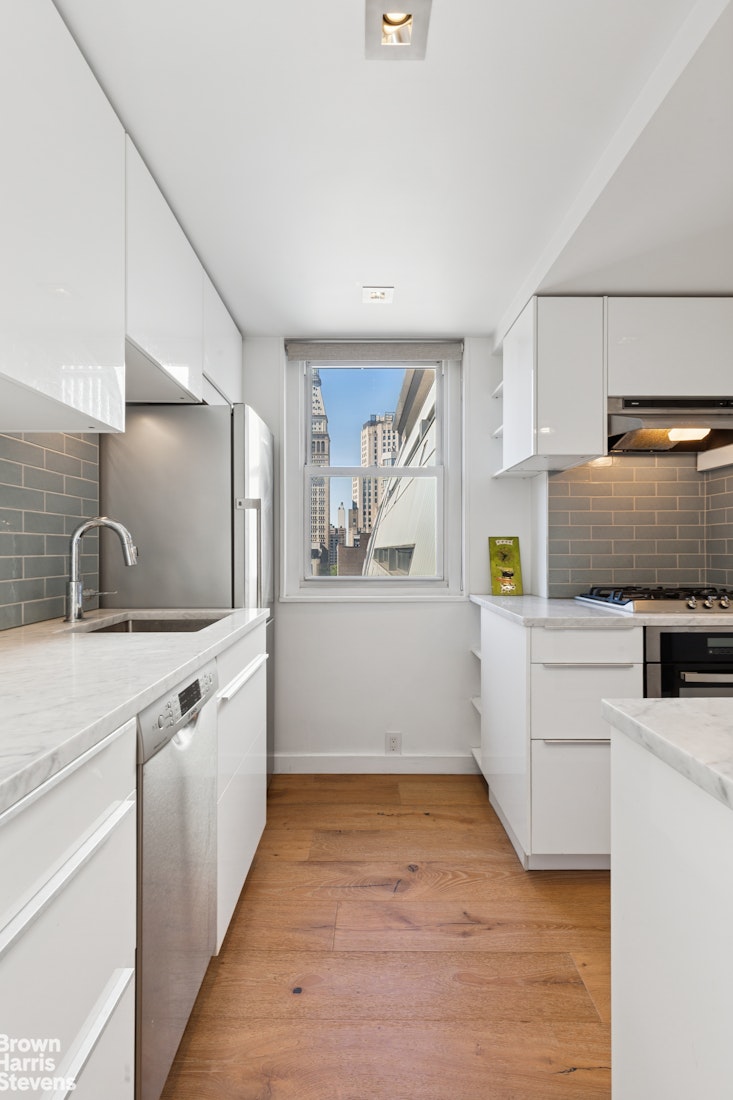 330 3rd Avenue, Unit 19G Manhattan, NY 10010 - Photo 6 of 16