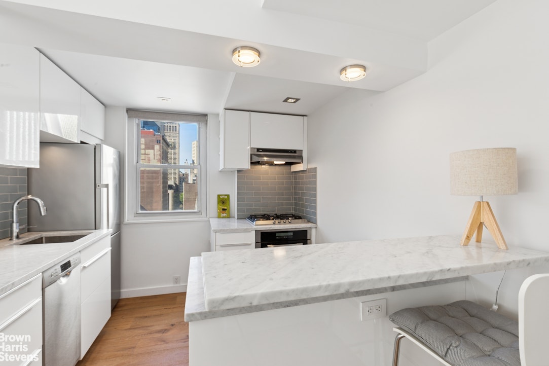 330 3rd Avenue, Unit 19G Manhattan, NY 10010 - Photo 7 of 16