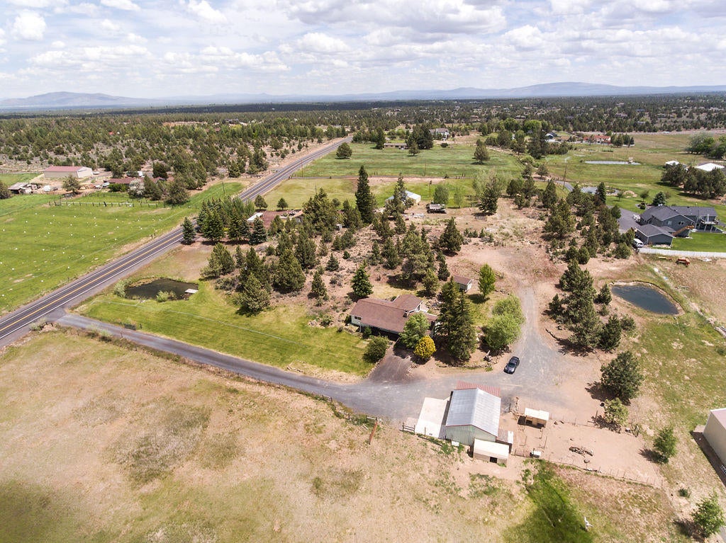 61395 Ward Road Bend, OR 97702 - Photo 44 of 56 PhotoMyListing-44