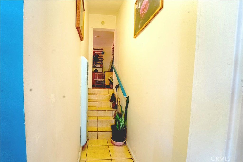 1101 Atlantic Avenue Long Beach, CA 90813 - Photo 12 of 15 a view of entryway
