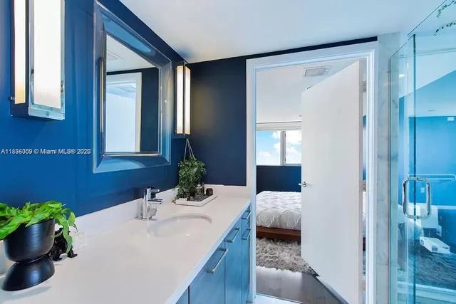 $1,290,000 | 421 Meridian Avenue, Unit 15, Miami Beach, FL 33139