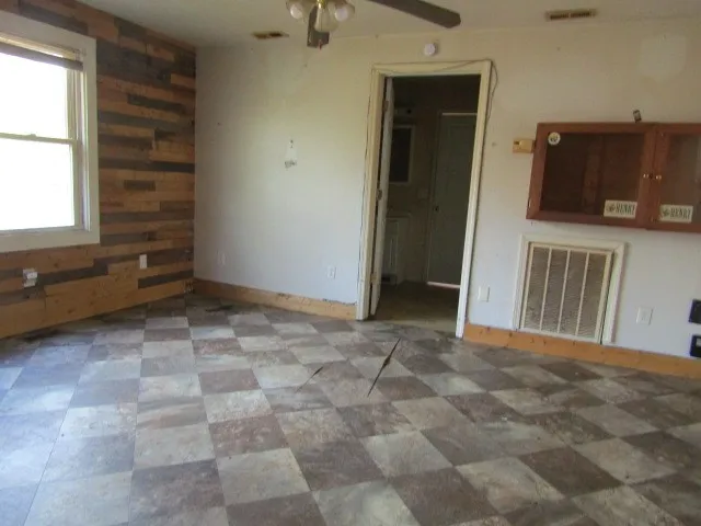 $115,000 | 6119 King Robert Lane, Westmoreland, TN 37186